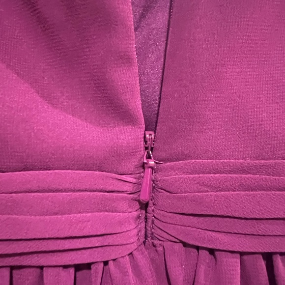 David’s Bridal Maroon short Bridesmaid Dress - size 4 - Picture 3 of 4